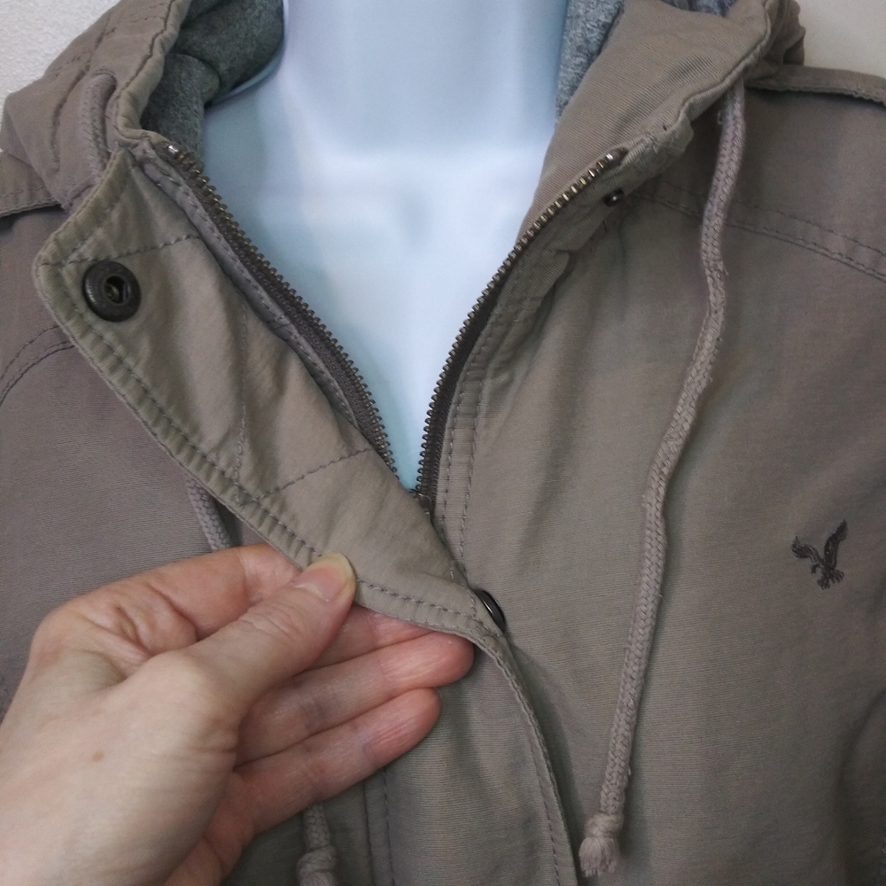 American Eagle 2012 Women's Hooded Khaki Water Resistant Bomber Style Jacket - Picture 5 of 16
